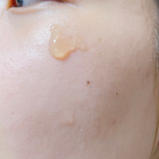 마리엔메이 히알루로닉스 세럼 ,나이아신아마이드 모과 세럼, 마린콜라겐 세럼, 청귤 흰목이버섯 추출물 세럼 — 4.5점을 준 리뷰어가 2021년 10월 올린 사용 사진