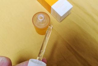 체르엠 스템앤셀 비타민 브라이트닝 에센스 30ml 1개 — 5점을 준 리뷰어가 2021년 10월 올린 사용 사진