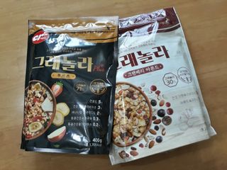 씨알푸드 씨알로 그래놀라 2종 후르츠+크랜베리 아몬드 — 4.5점을 준 리뷰어가 2022년 7월 올린 사용 사진