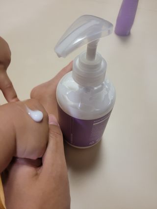 빅그린 베이비라인 3종세트 - 샴푸앤바디워시500ml,올인원로션500ml,바디크림170ml — 5점을 준 리뷰어가 2022년 11월 올린 사용 사진