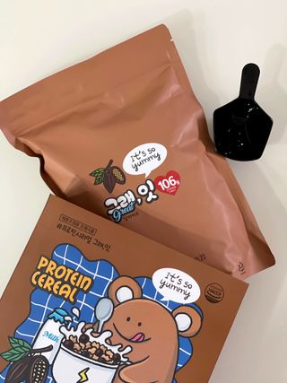 바디랩 체중조절용 프로틴시리얼 그래잇 — 4.5점을 준 리뷰어가 2022년 4월 올린 사용 사진
