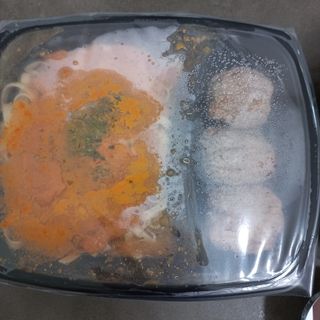 직탁 식단관리 3종 도시락 (두부 라자냐 라구빠에야, 두부로제 미트볼파스타, 닭탕수 직화 짜장 두부면) — 4점을 준 리뷰어가 2022년 6월 올린 사용 사진