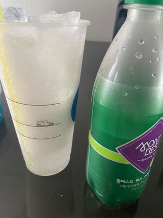 몽베스트 Montbest with Sparkling water Lime20병 — 5점을 준 리뷰어가 2022년 6월 올린 사용 사진