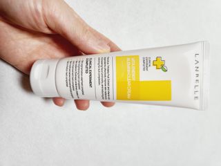 랑벨 비타 에너지 잡티 크림 75ml (피부 속 기미완화크림) — 4점을 준 리뷰어가 2022년 5월 올린 사용 사진