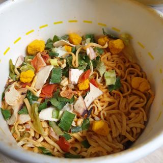 NISSIN 닛신 컵누들  4종 - 씨푸드오리지날, 씨푸드 스파이시, 씨푸드 커리, 씨푸드 XO소스 — 5점을 준 리뷰어가 2022년 5월 올린 사용 사진