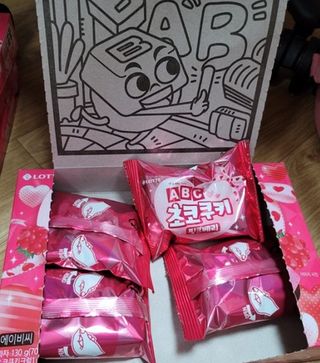 롯데제과 ABC초코쿠키 핑크베리 — 5점을 준 리뷰어가 2021년 2월 올린 사용 사진