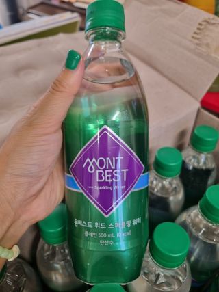 몽베스트 Montbest with Sparkling water Plain 20병 — 5점을 준 리뷰어가 2022년 8월 올린 사용 사진