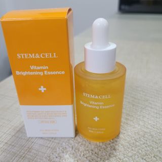 체르엠 스템앤셀 비타민 브라이트닝 에센스 30ml 1개 — 5점을 준 리뷰어가 2021년 11월 올린 사용 사진