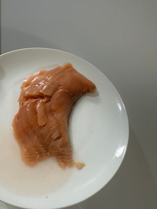 밸런스 다이어트랩 밸다랩 프리미엄 훈제연어 슬라이스 120g — 5점을 준 리뷰어가 2023년 4월 올린 사용 사진