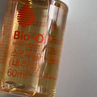 바이오오일 [바이오-오일] 스킨케어 오일 내추럴 60ml — 4.5점을 준 리뷰어가 2021년 12월 올린 사용 사진