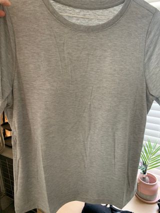 아르보노브라 아르보노 10color 데일리 반팔 노브라티 — 5점을 준 리뷰어가 2022년 5월 올린 사용 사진