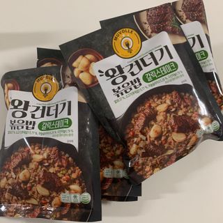 한성기업 무볼레 왕건더기 볶음밥 갈릭스테이크 — 4점을 준 리뷰어가 2021년 10월 올린 사용 사진