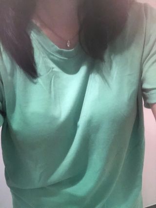 아르보노브라 아르보노 10color 데일리 반팔 노브라티 — 4점을 준 리뷰어가 2022년 5월 올린 사용 사진