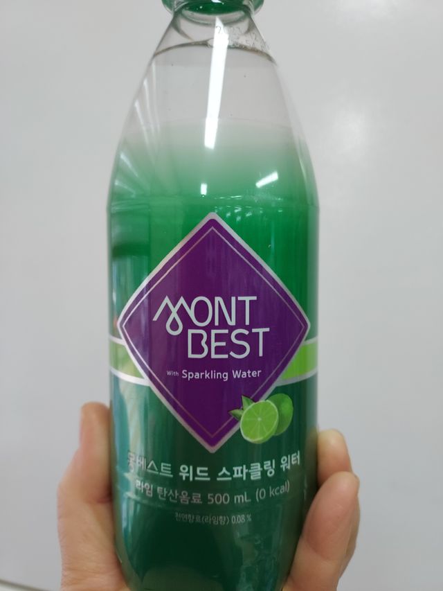 Montbest with Sparkling water Lime20병 리뷰 사진