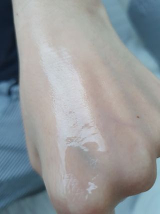 체르엠 스템앤셀 비타민 브라이트닝 에센스 30ml 1개 — 5점을 준 리뷰어가 2021년 6월 올린 사용 사진