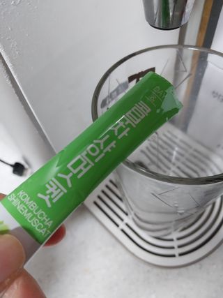참앤들황토농원 7가지 맛! 탄산 톡톡! 스파클링! 데이앤 콤부차 7종 10포 1박스씩 ★총 7박스★ — 5점을 준 리뷰어가 2023년 1월 올린 사용 사진