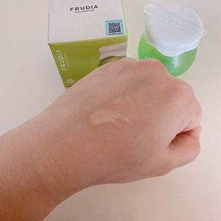[후르디아] 모공케어 겉보속촉 여름 수분크림 — 5점을 준 리뷰어가 2021년 6월 올린 사용 사진