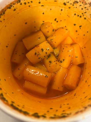 나우  [요리궁리] B타입 ( 매콤, 치즈, 매콤까르보 ) 꽃떡볶이 6개입 세트 — 5점을 준 리뷰어가 2025년 4월 올린 사용 사진