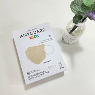 애니가드키즈 새부리형 KF94  5컬러 각 10매입 [화이트, 블랙, 크리미베이지, 코튼핑크, 그레이] 3-6세 — 5점을 준 리뷰어가 2022년 2월 올린 사용 사진