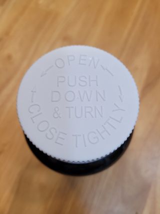 서울약사신협 네이처픽_알티지오메가3_1,205mg x 180캡슐 — 5점을 준 리뷰어가 2021년 9월 올린 사용 사진