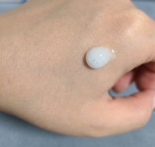 랑벨 수퍼내츄럴 아쿠아 수딩 크림 100ml — 4.5점을 준 리뷰어가 2022년 4월 올린 사용 사진