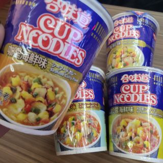 NISSIN 닛신 컵누들  4종 - 씨푸드오리지날, 씨푸드 스파이시, 씨푸드 커리, 씨푸드 XO소스 — 5점을 준 리뷰어가 2022년 11월 올린 사용 사진