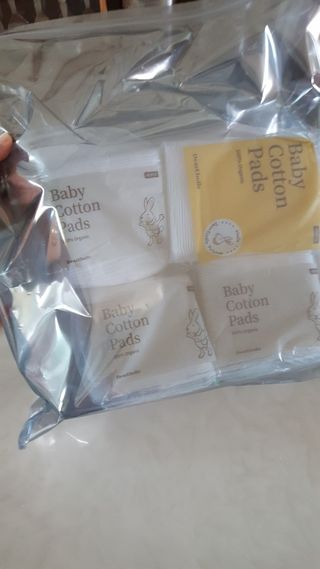 디어엘로디 프리미엄 유기농 유아 솜티슈 40매 3Pack +60매 1Pack 혼합형 — 5점을 준 리뷰어가 2021년 4월 올린 사용 사진