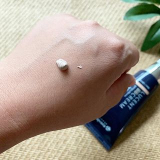 아이앤립 / EYENLIP 아이앤립 루센트 비비크림 2 Color — 4점을 준 리뷰어가 2021년 6월 올린 사용 사진