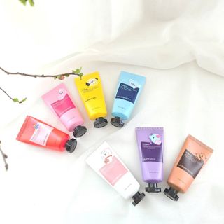 쿤달 BT21 시어버터 앤 마카다미아 퓨어 핸드크림 50ml 7구 기프트 세트 — 5점을 준 리뷰어가 2021년 3월 올린 사용 사진