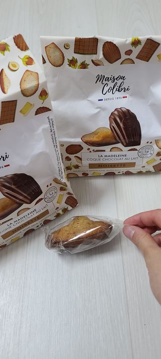 [메종콜리브리] 프랑스 마들렌 메종콜리브리 헤이즐넛 마들렌 2팩 — 5점을 준 리뷰어가 2022년 3월 올린 사용 사진
