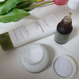 마리엔메이 센서티브 수딩 젤 크림 + 어성초 티트리 추출물 세럼 + 어성초 티트리 모공 클렌징 폼 — 5점을 준 리뷰어가 2021년 9월 올린 사용 사진