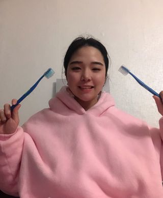 리퀴덴트 오랄케어 온가족용 리퀴덴트 더더 오랄케어 무불소 치약 + 임상시험완료 이중 미세 엠보싱 칫솔 올데이세트 — 5점을 준 리뷰어가 2020년 12월 올린 사용 사진