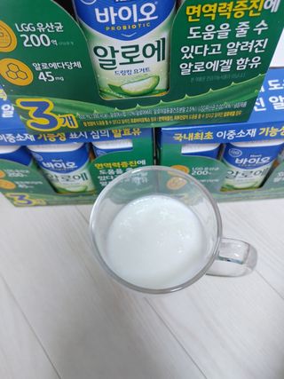 LIVE 매일바이오 알로에 드링킹 요거트 — 5점을 준 리뷰어가 2022년 4월 올린 사용 사진