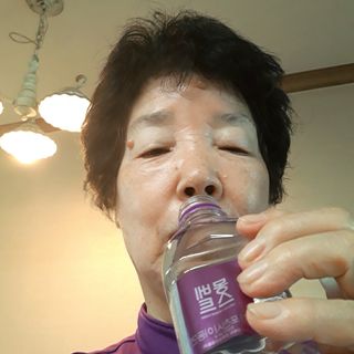 몽베스트 [MONTBEST] 330mL 20병 — 5점을 준 리뷰어가 2022년 4월 올린 사용 사진
