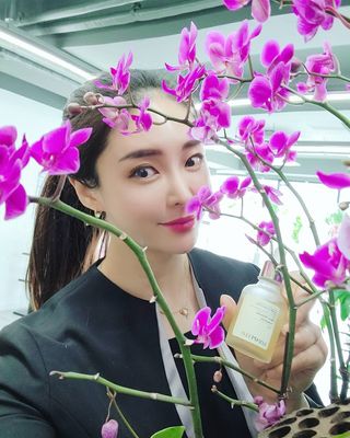 로자펠로 시카 앰플 50ml EGF 재생 미백 비타민 — 5점을 준 리뷰어가 2021년 2월 올린 사용 사진