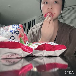 청포도캔디 복숭아캔디 — 4점을 준 리뷰어가 2022년 11월 올린 사용 사진