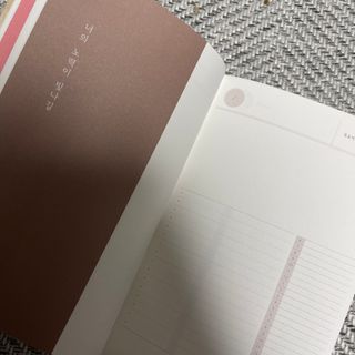 응원과 위로가 필요한 당신에게  리훈 하고싶은말 스터디 플래너 — 3.5점을 준 리뷰어가 2021년 3월 올린 사용 사진
