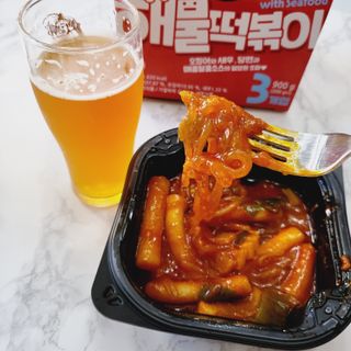 한성기업 무볼레 닭떡볶이+해물떡볶이 2종 세트 — 5점을 준 리뷰어가 2021년 10월 올린 사용 사진