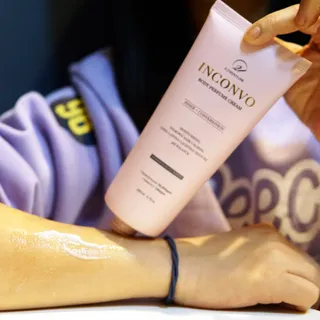 오투에니원 인컨보 바디 퍼퓸 크림 200ml — 5점을 준 리뷰어가 2023년 1월 올린 사용 사진