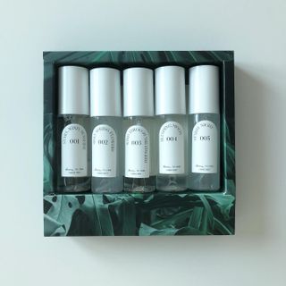 디어포레스트 [5개세트] 숲속의 하루 패브릭미스트 (섬유향수/ 룸스프레이) 50ml 5개 — 5점을 준 리뷰어가 2022년 8월 올린 사용 사진