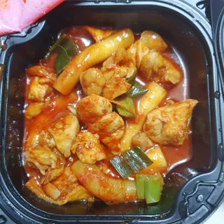한성기업 무볼레 닭떡볶이+해물떡볶이 2종 세트 — 5점을 준 리뷰어가 2021년 10월 올린 사용 사진