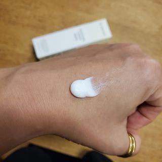 젠바이오 코스메틱스 젠바이오수딩크림]   가려운 피부 & 아토피 원픽 크림 — 4점을 준 리뷰어가 2022년 9월 올린 사용 사진