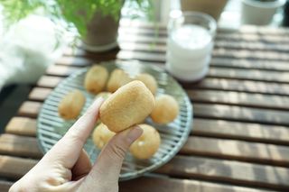 Dog&Ball 독앤볼 [Dog&Ball] 미니찹쌀볼도그 찹쌀치즈볼 — 5점을 준 리뷰어가 2021년 12월 올린 사용 사진