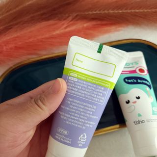 닥터데디스 안심저불소 키즈치약 (라즈베리, 청포도향 중 택 1) 60g +  여행용 미니 치약 15g — 5점을 준 리뷰어가 2022년 11월 올린 사용 사진