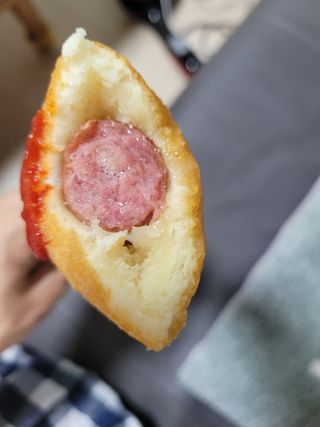 오마뎅 한우핫도그 — 5점을 준 리뷰어가 2021년 5월 올린 사용 사진