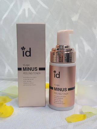 아이디플라코스메틱 아이디 브이로직 마이너스 필링 토너 110ml — 5점을 준 리뷰어가 2022년 1월 올린 사용 사진