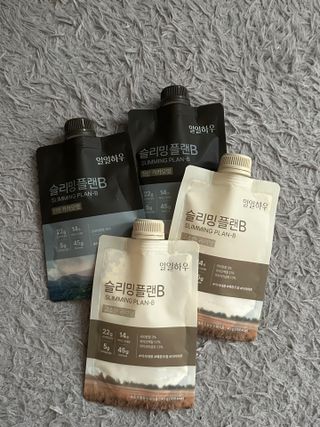 일일하우 슬리밍 플랜B 고소한 귀리맛, 진한 카카오맛 (체중조절식) — 4점을 준 리뷰어가 2023년 7월 올린 사용 사진