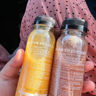 BLENDY'S 핑크 스무디+블론디 스무디 — 5점을 준 리뷰어가 2021년 12월 올린 사용 사진