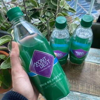 몽베스트 Montbest with Sparkling water Plain 20병 — 5점을 준 리뷰어가 2021년 11월 올린 사용 사진