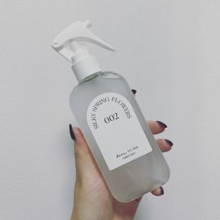 디어포레스트 숲속의 하루 패브릭미스트 (섬유향수/ 룸스프레이) 200ml — 5점을 준 리뷰어가 2022년 7월 올린 사용 사진